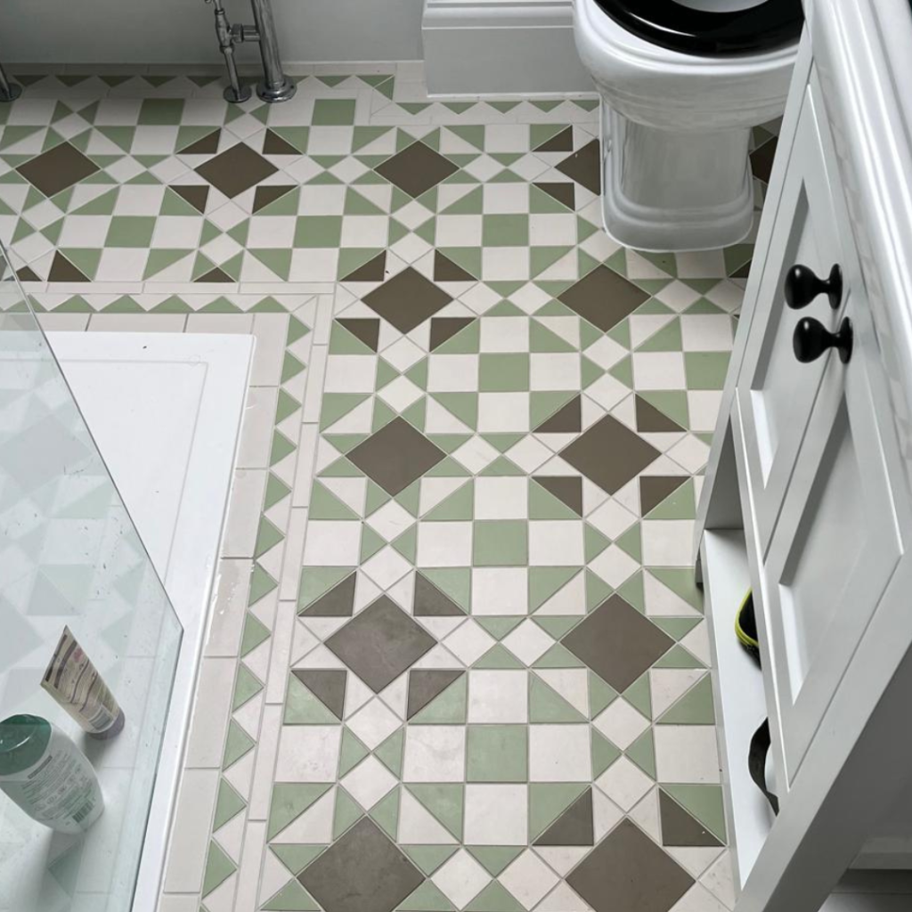 Victorian floor bathroom 