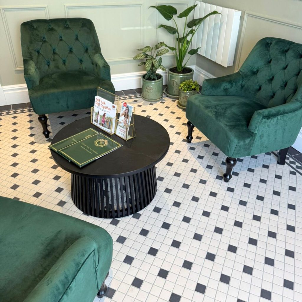 Bespoke floor tiling for a Victorian entrance hall. 