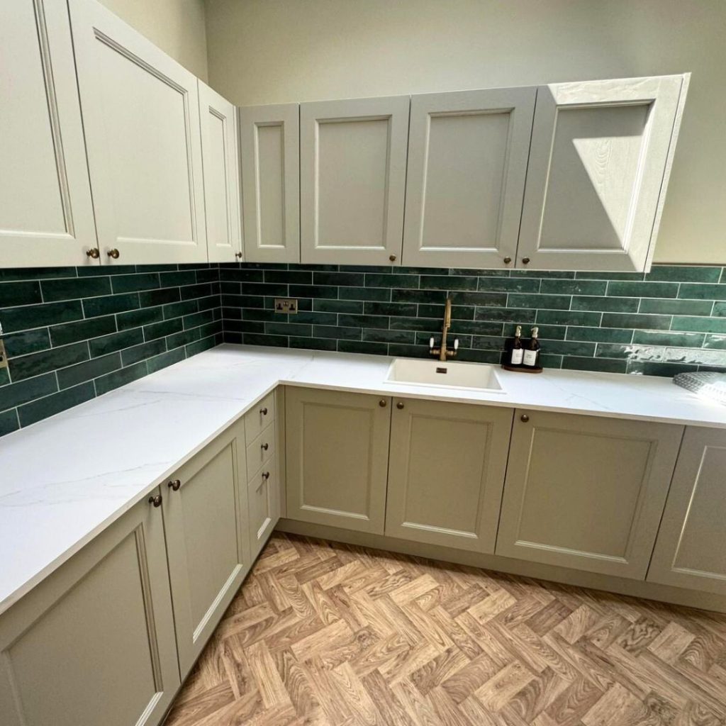 Ceramic tiles kitchen splash back
